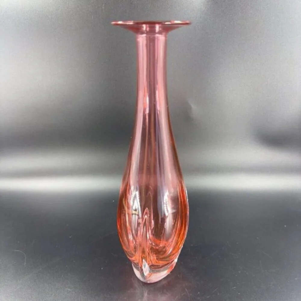 1990s Hand Blown Glass Vase‎ Artist Signed Cranberry Faceted Glass Vase Vintage